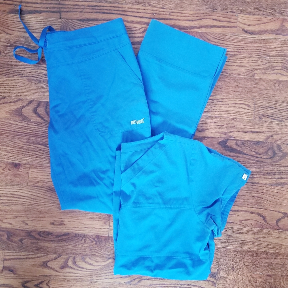 Greys Anatomy Scrub Set